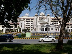 Government building on Constitution Ave Islamabad